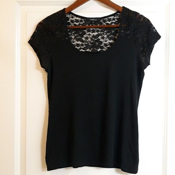 Ambiance flowery lace top short sleeve T. Medium - Picture 1 of 7